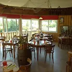 Camping Cosy Avec Terrasse Et Poele A Bois Pour 5 Personnes - Api-1-52-974 Suzy