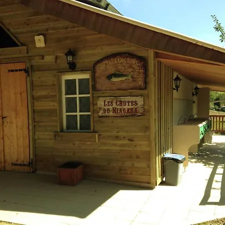 Cosy Avec Terrasse Et Poele A Bois Pour 5 Personnes - Api-1-52-974 *